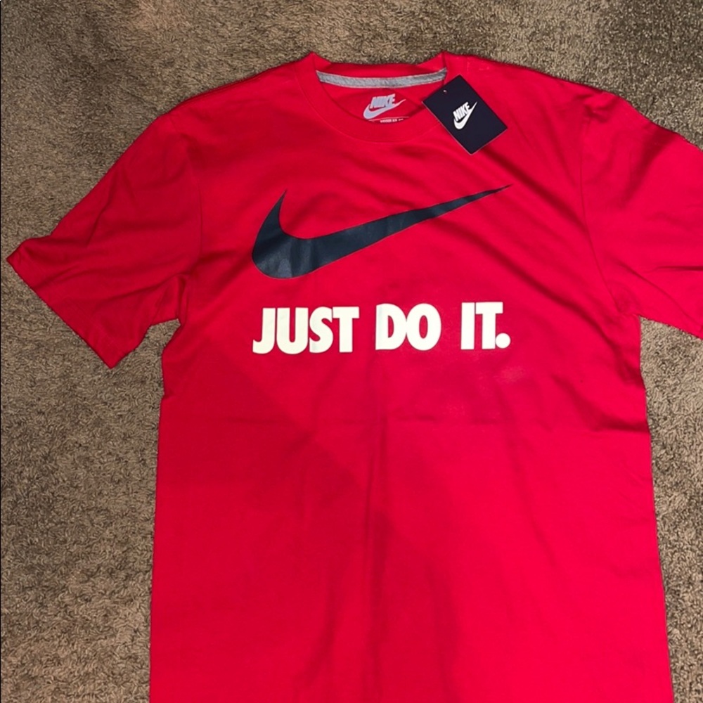 Nike Regular Fit T-Shirt